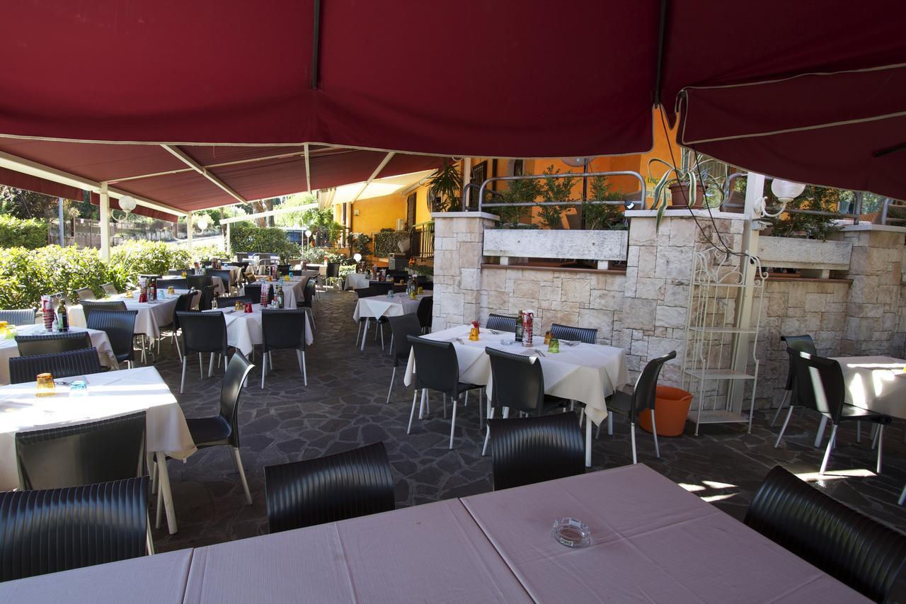 Albergo Tavernetta Castelnuovo del Garda Zewnętrze zdjęcie